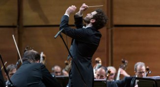 Ein Deutsches Requiem: concerto di Pasqua dell'Orchestra Sinfonica di Milano, dirige Emmanuel Tjeknavorian