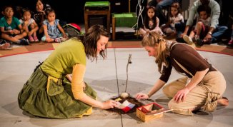 Seme di Mela, spettacolo per bambini con Benedetta Brambilla e Marta Mungo