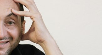 Corrado D’Elia in Canzoni, la vita