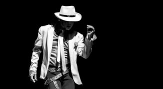 Sergio Cortés in The Michael Jackson Experience