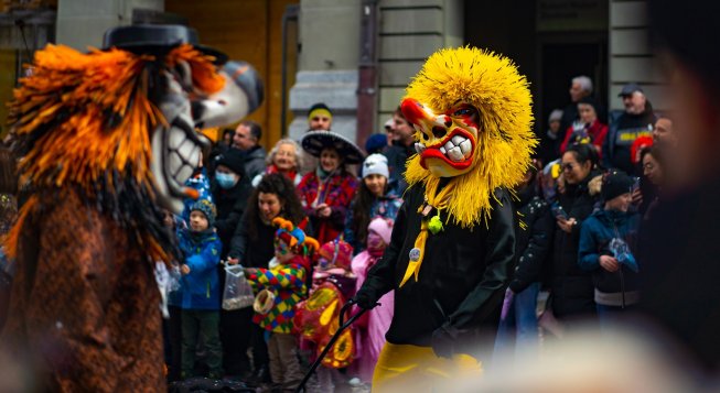 Carnevale © Unsplash / Alin Andersen