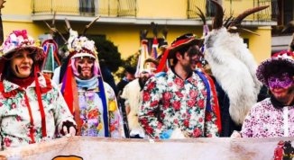 Carnevale dei Belli e dei Brutti a Suvero 2026 con sfilata