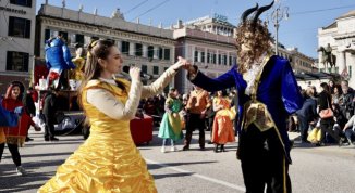Carnevale 2026 al Porto Antico e in via Garibaldi: il programma con Villaggio ed eventi