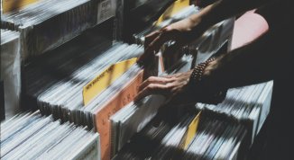 Vinyl Market di San Valentino: mercatino della musica e dei vinili con Travel Speed Date