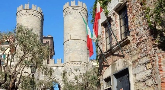 Porta Soprana ©pragaviaggi.it