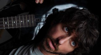 Poesie dal basso, di e con Vincenzo Zampa