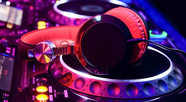 Dj © shutterstock