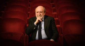 Umberto Galimberti con L'Etica del Viandante in scena al Teatro Concordia