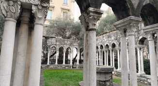 Visita guidata con degustazione: un'isola medioevale nel cuore della città