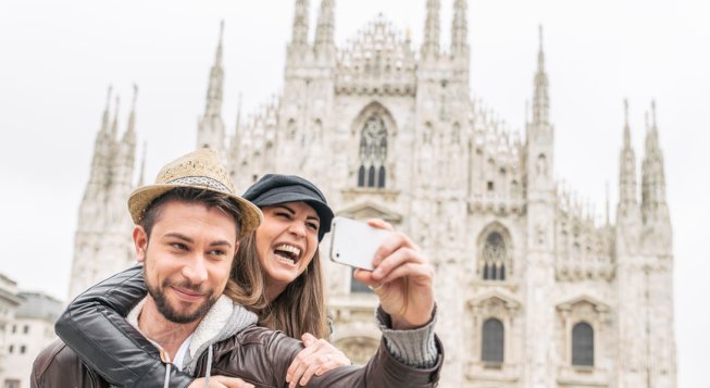 Coppia a Milano © shutterstock