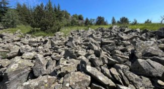 I fiumi di pietra lungo l'anello del Priafaia, escursione nel Beigua