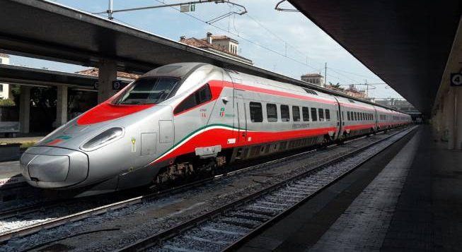 Frecciargento ©Tobias b köhler, wikipedia commons