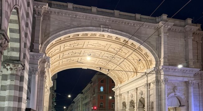 Ponte Monumentale illuminato
