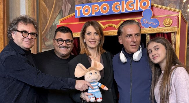 Topo Gigio con Franco Fasano, Sergio Friscia, Milena Miconi, Maurizio Colombi e Teresa Morici