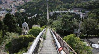 Trekking urbano da Brignole al ponte sifone del Veilino, tra creuze e monumenti storici