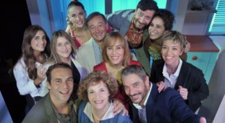 A casa tutti bene, con Giuseppe Zeno, Anna Galiena e la regia di Gabriele Muccino