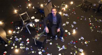 Il Dio Bambino, con Fabio Troiano e la regia di Giorgio Gallione