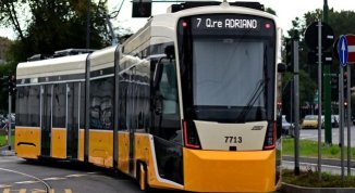 Tram 7 sospeso nel quartiere Adriano dal 9 marzo 2026: motivo, fino a quando, servizi sostitutivi