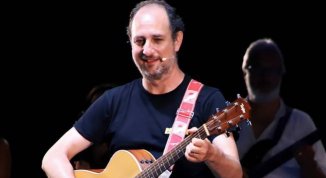 Andrea Di Marco al Politeama con Bello, però...