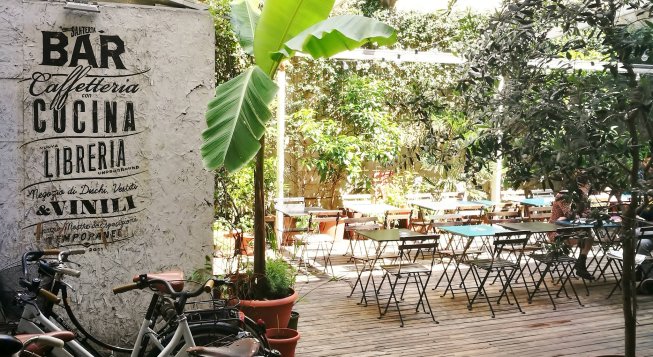 Santeria Paladini 8, cortile