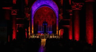 Cantus in Memoriam Benjamin Britten: Orchestra Canova in concerto