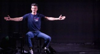 5 minuti, di e con Luca Colli