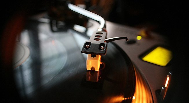 vinile © javierdumont/pixabay.com