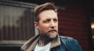 Nicke Borg in concerto: The Backyard Sessions