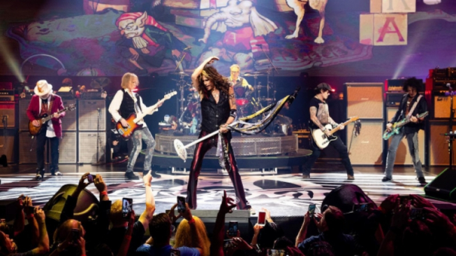 facebook.com/aerosmith