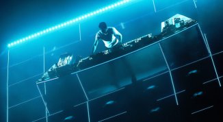 The Avener in concerto, musica elettronica