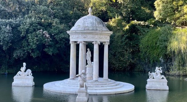 Tempio di Diana a Villa Pallavicini