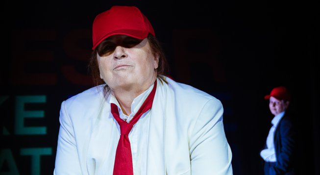 Shakespeare’s Julius Caesar © Josselyn Andrea Castro Valarezo