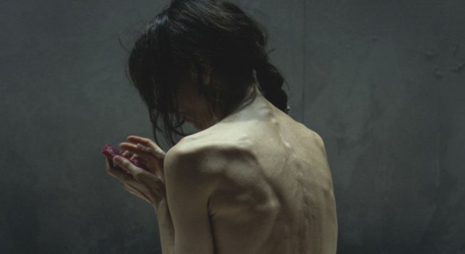 Monica Piseddu in La vegetariana © Andrea Pizzalis