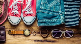 Mercatino del Borgo: sbarazzo solidale tra vintage, oggettistica e dischi