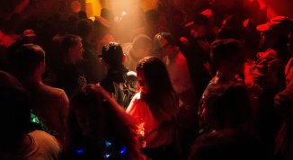 Pasquerrima al Bonfim Club di Genova: dj-set per 12 ore consecutive