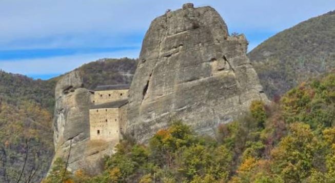 Castello della Pietra ©Antonio Corrado