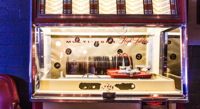 Juke box © Heather Grill / Unsplash