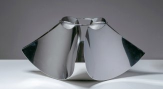 Milano Design Week 2026: allo spazio Gilda&Co la mostra Spendido Splendente. Gli oggetti metallici si riflettono