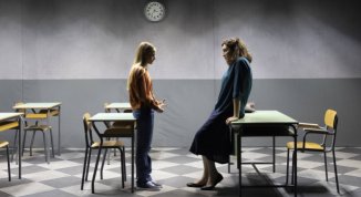 La denuncia, di Ivan Cotroneo e con Marta Pizzigallo ed Elisabetta Mirra