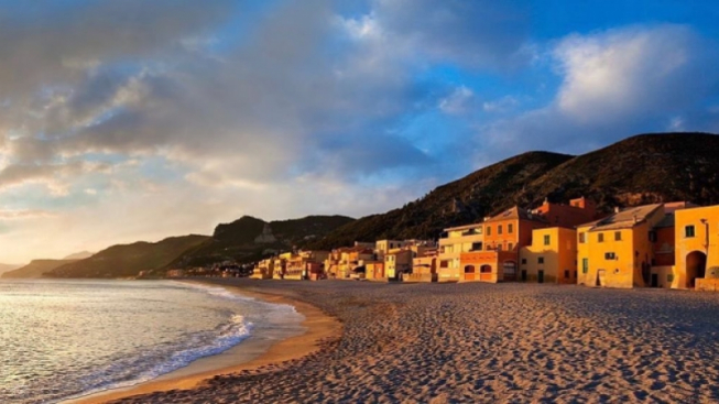 via IG: 10bauscia - facebook.com/turismoinliguria