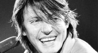 Dialetto e canzone a Genova, una lunga storia d’amore incontro con Lorenzo Coveri