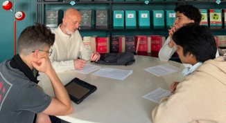 Dario delle mie catastrofi, con gli studenti del progetto Centro Formazione Supereroi