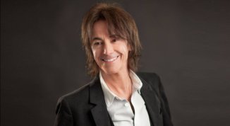 Riccio Music Day: Voci per la Vita, con Alberto Fortis, Luca Mercalli, Moni Ovadia, Sabrina Giannini, Martina Marchiò e Vandana Shiva