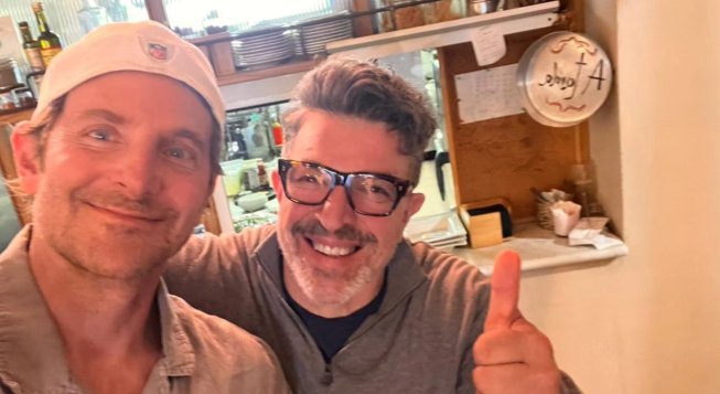 Bradley Cooper e Marco Conte dell'Hostaria Besugo ©facebook.com/marco.conte.395