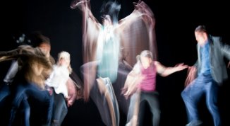 Don Q. (guida poetica del sognatore moderno), spettacolo di danza