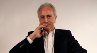 Marco Travaglio in Cornuti e contenti (ma non sarà anche colpa nostra?)