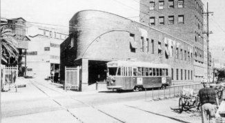 Gabriella Manara presenta il libro 50 anni a Genova