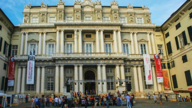 Alessandro.photographer, wikipedia