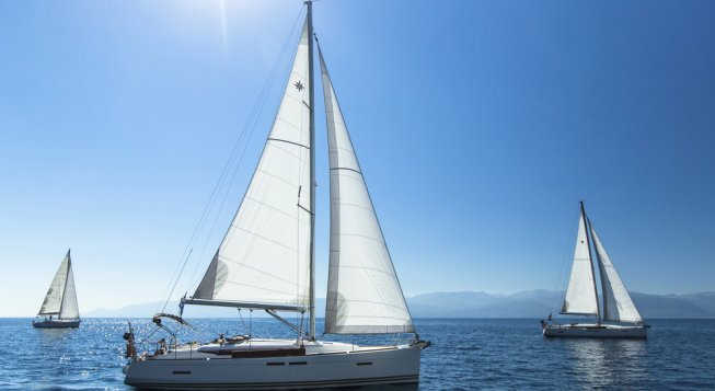 Comprare una barca a vela o un catamarano