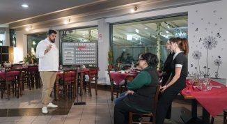 Cucine da incubo a San Vittore Olona, Cannavacciuolo al ristorante Bollicine 2.0: dove vedere la puntata